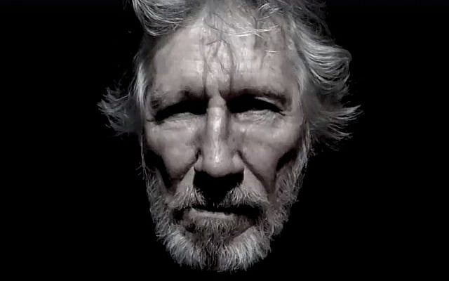 Roger Waters, ex-musicien de Pink Floyd, apparaît sur 'Supremacy', une lecture d'un poème de Mahmoud Darwish avec la musique d'un trio oud palestinien en arrière-plan, pour protester contre la reconnaissance par le président Donald Trump de Jérusalem comme capitale d'Israël (Crédit : Capture d'écran Facebook)