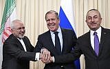 Le ministre des Affaires étrangères Sergei Lavrov, son homologue américain Mohammad Javad Zarif et son homologue turc Mevlut Cavusoglu après une conférence de presse à Moscou, le 28 avril 2018. (Crédit : AFP  / Alexander NEMENOV)