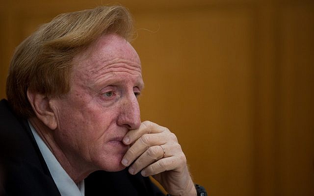 L'avocat Eliad Shraga du Mouvement pour un gouvernement de qualité en Israël, photographié lors d'une audience de la Cour suprême en 2016 (Yonatan Sindel / Flash90)