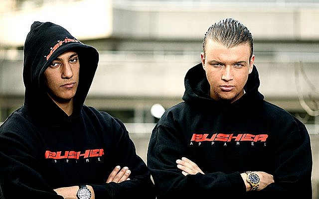 Farid Bang et Kollegah (Crédit : Selfmade Records/Wikimedia commons/CC BY 2.0) Farid Bang et Kollegah (Crédit : Selfmade Records/Wikimedia commons/CC BY 2.0)