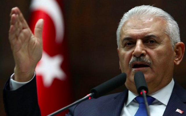 Binali Yildirim à Ankara le 31 octobre 2017. (Crédit : AFP/Adem Altan)