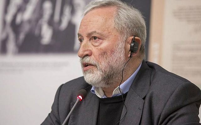 Josef Zissels est un leader communautaire juif qui a passé près de 10 ans dans une prison soviétique, et un partisan de la révolution ukrainienne indépendantiste. (Autorisation : Vaad des Juifs ukrainiens / via JTA) Josef Zissels est un leader communautaire juif qui a passé près de 10 ans dans une prison soviétique, et un partisan de la révolution ukrainienne indépendantiste. (Autorisation : Vaad des Juifs ukrainiens / via JTA)
