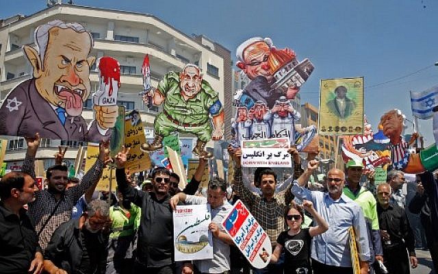 Manifestation iranienne à Téhéran lors de la Journée de Jérusalem, le 8 juin 2018 (Crédit : AFP Photo/STR) Manifestation iranienne à Téhéran lors de la Journée de Jérusalem, le 8 juin 2018 (Crédit : AFP Photo/STR)