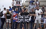 Les partisans du porte-parole d'extrême-droite Robinson manifestent sur Trafalgar square dans le centre de Londres, le 9 juin 2018. (Crédit : AFP PHOTO /  AND Niklas HALLEN)