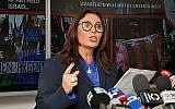 La ministre de la Culture et des Sports Miri Regev s'exprime lors d'une conférence de presse concernant l'annulation d'un match de football entre l'Argentine et Israël, à Tel Aviv, le 6 juin 2018. (Yossi Zeliger/Flash90)