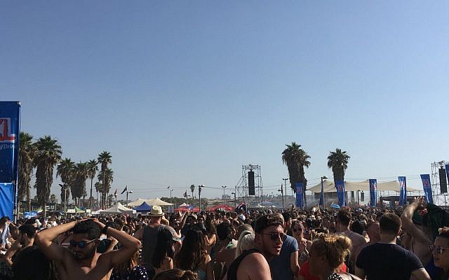 La Gay pride de Tel Aviv, le 8 juin 2018 (Crédit : Times of Israel Staff)