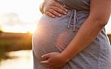 Illustration, femme enceinte (Crédit : Rostislav_Sedlacek, iStock par Getty Images)
