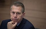 Le ministre des Affaires stratégiques Gilad Erdan assiste à une réunion du comité à la Knesset, le 2 juillet 2018. (Hadas Parush/Flash90)
