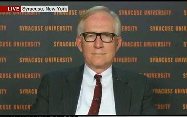 David M. Crane interviewé par BBC World, le 22 janvier 2014 (Capture d'écran : Youtube)