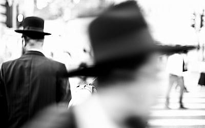 Photo d'illustration d'hommes ultra-orthodoxes  ((Crédit : Raw Herring/Flickr via JTA)