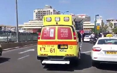 Photo d'illustration : Une ambulance du  Magen David Adom (Crédit : capture d'écran :  MDA)