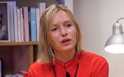 Géraldine Scharz sur Médiapart en octobre 2017 à l'occasion de la sortie de son livre (Crédit: capture d'écran Médiapart/Youtube)