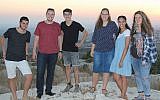 (de gauche à droite) Shahar Glick, Shaun Vetshtein, Noam Hasson, Ayala Englander, Shay Nahum et Ofri Sela dans l'implantation de Peduel en Cisjordanie le 18 juillet 2018. (Crédit : Jacob Magid/Times of Israel)