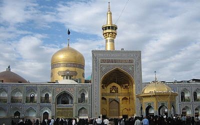 Le sanctuaire de l'imam Reza à Mashhad. (Crédit : CC BY-SA IA Iahsan, Wikimedia)