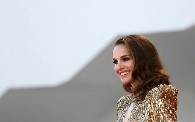 Natalie Portman arrive pour l'avant-première de "Vox Lux" à la Mostra de Venise, le 4 septembre 2018. (Crédit : AFP / Filippo MONTEFORTE)