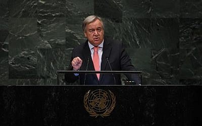 Antonio Guterres, secrétaire-général des Nations unies, s'exprime durant le débat général de la 73e session de l'Assemblée générale des Nations unies à New York, le 25 septembre 2018 (Crédit : AFP PHOTO / TIMOTHY A. CLARY)