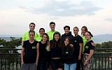 Des volontaires de l'ONG ERCI - Emergency Response Centre International fondée et dirigée par Panos Moraïtis. (Copie d'écran Facebook)