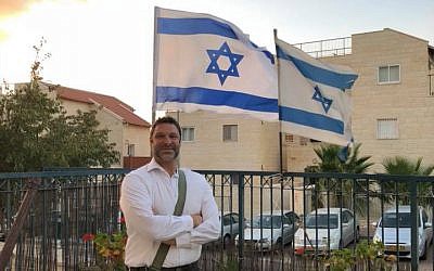 Ari Fuld, poignardé à mort par un terroriste palestinien aux abords d'un centre commercial de Cisjordanie le 16 septembre 2018. (Crédit : Facebook)