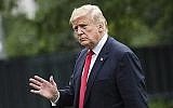 Le président américain Donald Trump sur la pelouse de la Maison Blanche à Washington, le 27 septembre 2018 (Crédit : AFP / ANDREW CABALLERO-REYNOLDS)