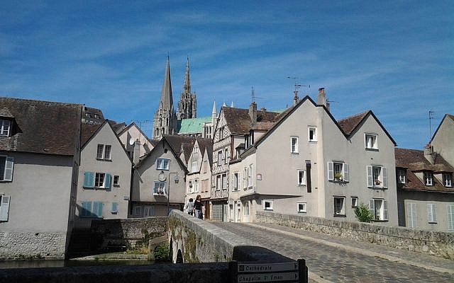 illustration : ville de Chartres (Crédit : Joxemai via Wikimédia CC BY-SA 3.0)
