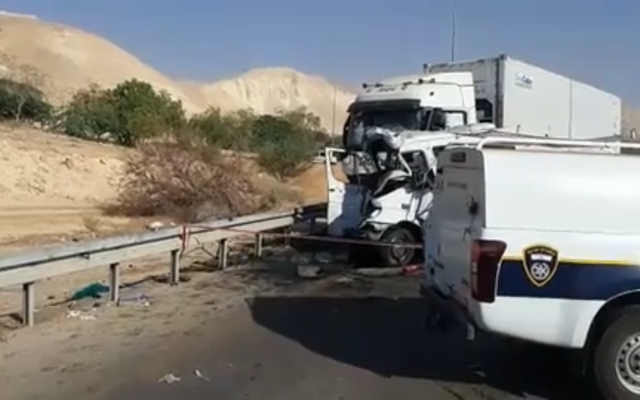 L'accident survenu au carrefour  Petzael qui a fait six morts et cinq blessés, le 4 novembre 2018 (Capture d'écran)