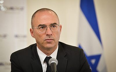 Gonen Usishkin, PDG d'El Al, assiste à une conférence de presse à Beit Sokolov à Tel Aviv, le 28 mars 2018 (Flash90)