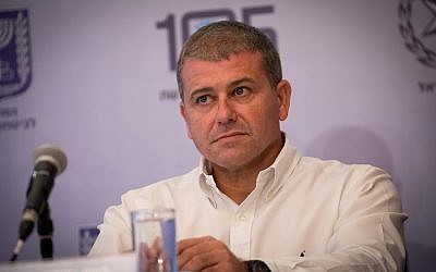 Moshe Edri assiste au lancement du nouveau siège national pour la protection des enfants en ligne à Jérusalem le 19 novembre 2018. (Yonatan Sindel/Flash90)
