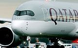 Un avion de Qatar Airways. Illustration (Crédit : AP/Michael Probst-file)