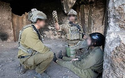 Des troupes d'élite de recherche et de sauvetage de six pays s'entraînent en Israël dans le cadre de l'exercice "Sky Angels" en novembre 2018. (Armée israélienne)