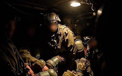 Des soldats de la brigade de commando de l'armée israélienne participent à un exercice à grande échelle au mois de novembre 2018 (Crédit : Armée israélienne)