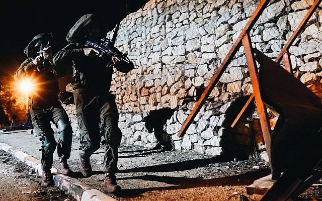 Des soldats de la brigade de commando de l'armée israélienne participent à un exercice à grande échelle au mois de novembre 2018 (Crédit : Armée israélienne)