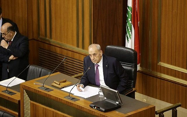 Le président du Parlement libanais, Nabih Berri, prend la parole lors d'une session parlementaire à Beyrouth, la capitale, le 31 octobre 2016. (AFP Photo/Pool/Joseph Eid) Le président du Parlement libanais, Nabih Berri, prend la parole lors d'une session parlementaire à Beyrouth, la capitale, le 31 octobre 2016. (AFP Photo/Pool/Joseph Eid)