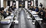 Réunion du gouvernement de l'Autorité palestinienne à Ramallah, le 27 décembre 2018. (Crédit : Wafa)