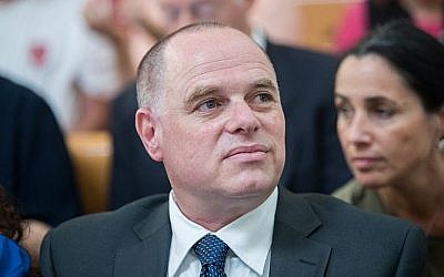 Yizhar Hess, directeur-exécutif et directeur général  du mouvement conservateur en Israël à la cour suprême de Jérusalem, le 31 août 2017 (Crédit : Yonatan Sindel/Flash90)