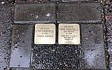 Des stolpersteines nettoyées et polies à Berlin. Illustration. (Crédit : Yotam Cohen)
