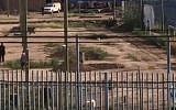 Des enquêteurs se rendent au domicile de Gil Pereg à Mendoza, en Argentine, le 26 janvier 2019. (Capture d'écran : YouTube)