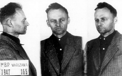 Photographies de Witold Pilecki à la prison de Mokotów en 1947. (Crédit : domaine public)