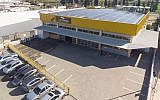 L'usine Light & Strong à Gedera, en Israël (Crédit : Tomer Shalom)