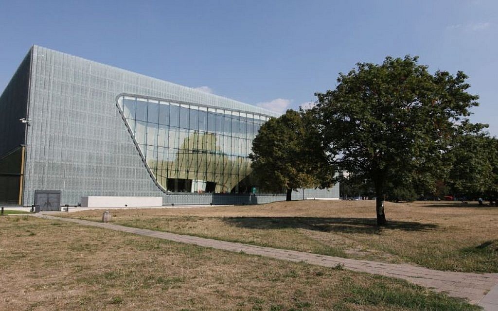 Le musée Polin de l'histoire des Juifs polonais à Varsovie, en Pologne. (AP/Czarek Sokolowski)