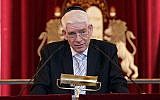 Josef Schuster, président du Conseil central des Juifs d'Allemagne, s'exprimant à la synagogue Westend à Francfort-sur-le-Main, en Allemagne le 26 septembre 2016.
(Hannelore Foerster/Getty Images via JTA)