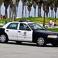 Photo d'illustration : Un véhicule du département de la police de Los Angeles. (Crédit : Tomás Del Coro/CC BY-SA 2.0)