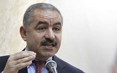 Mohammad Shtayyeh, en juin 2011. (Crédit : Miriam Alster/Flash90)