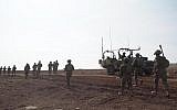 Les soldats israéliens réagissent à une infiltration deux deux Palestiniens depuis le nord de la bande de Gaza, le 8 mars 2019 (Crédit : Yediot Mehashetah)