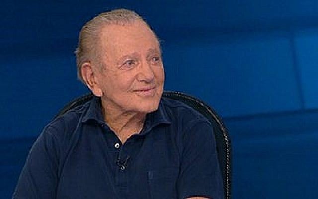 Morris Kahn s'exprimant sur la chaîne N12, le 13 avril 2019. (Crédit : Capture d'écran)