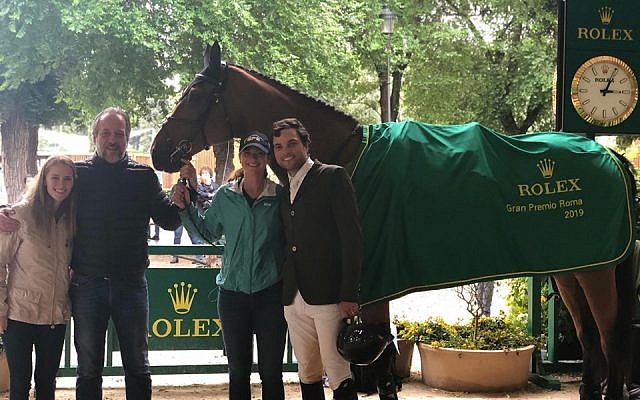 Daniel Bluman et son cheval Ladriano au CSIO 5* de Rome, concours hippique de saut d'obstacles international prestigieux. (Crédit photo : Daniel Bluman / Facebook)