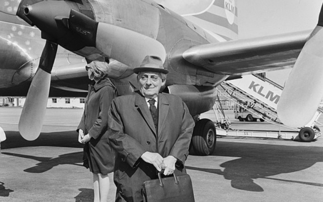 Max Brod en 1965 (Crédit : domaine public)
