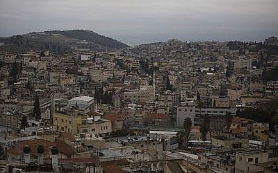 Vue de la ville arabe israélienne de Nazareth, le 26 janvier 2016. (Crédit : Lior Mizrahi/Flash90)