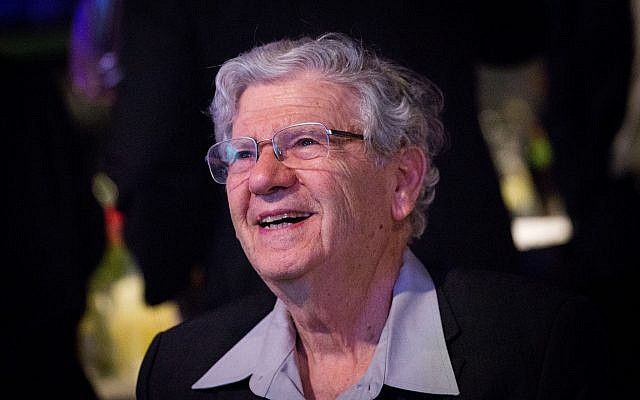 L'ancien président de la Cour suprême israélienne, Aharon Barak. (Crédit : Miriam Alster/Flash 90)