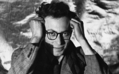 Adolfo Kaminsky, autoportrait. (Crédit photo : Adolfo Kaminsky / MAHJ)