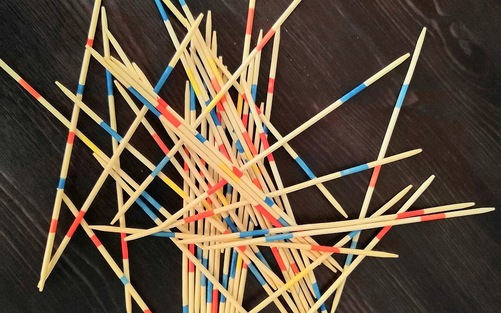 Illustration. Jeu de mikado. (Autorisation)